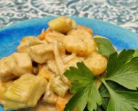 Gnocchipfanne mit Fenchel-Möhrengemüse in Senfsoße